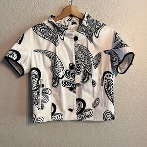 Insight‎ New York Cropped Short Sleeved Black And White Jacket Size 4